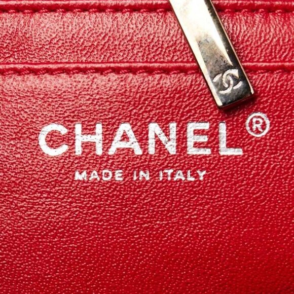 Chanel Red Chevron Quilted Patent Leather Classic Single Jumbo Flap Bag - Picture 7 of 10